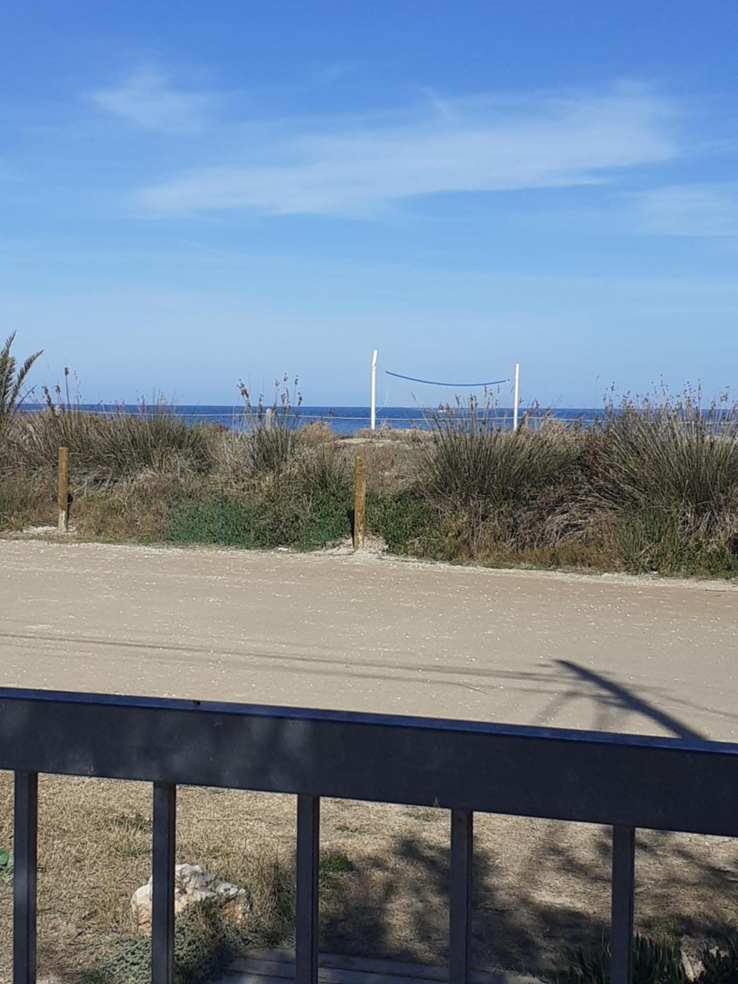 Oasis Playa Albaranas * Denia